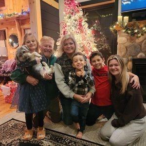 Meet your Posher, Deb